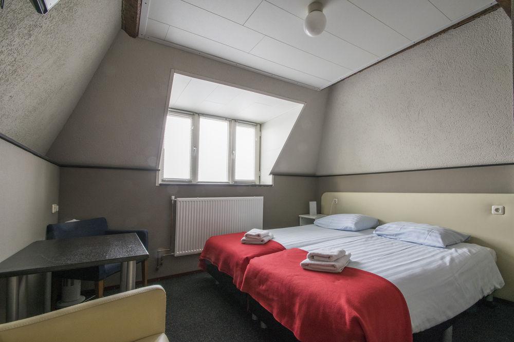 Hotel En Grand Café De Pauw 2*