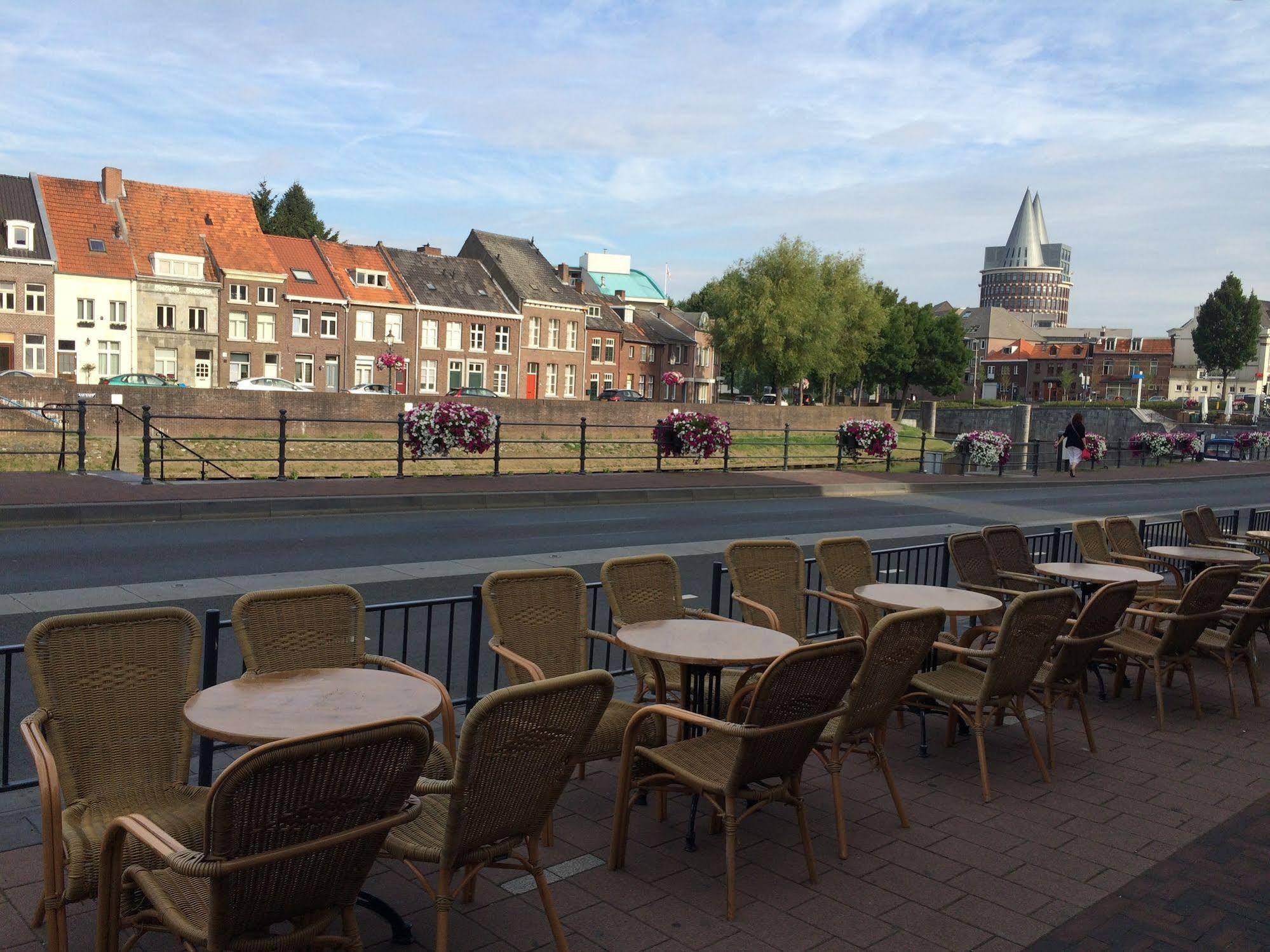 En Grand Café De Pauw 2*