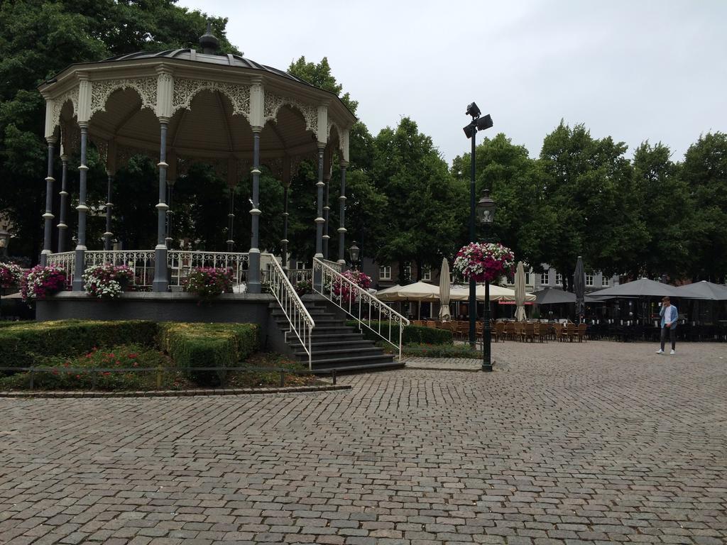 Hotel En Grand Cafe De Pauw 2*