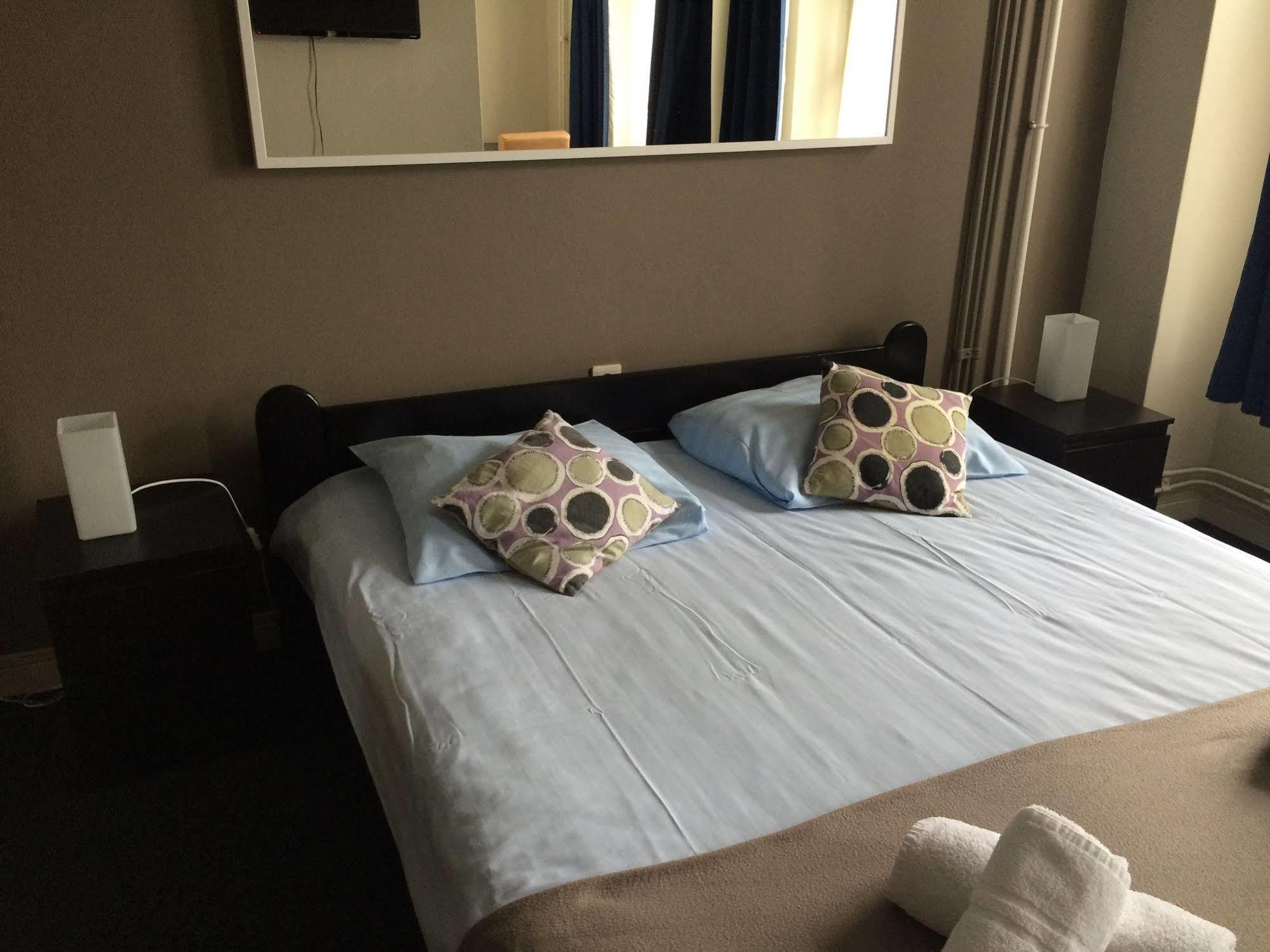 En Grand Cafe De Pauw Hotel Roermond